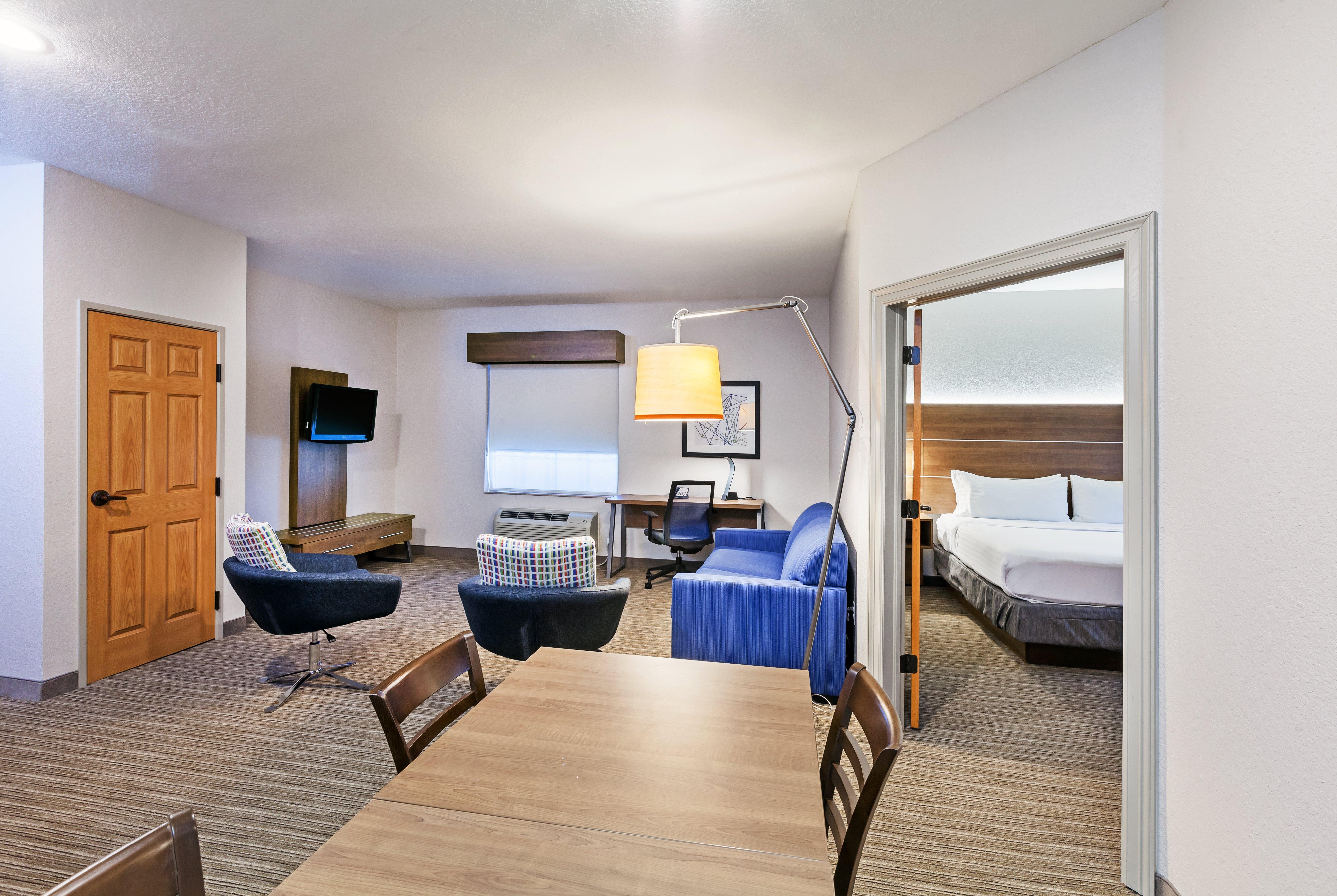 Holiday Inn Express & Suites Tulsa S Broken Arrow Hwy 51 By Ihg Dış mekan fotoğraf