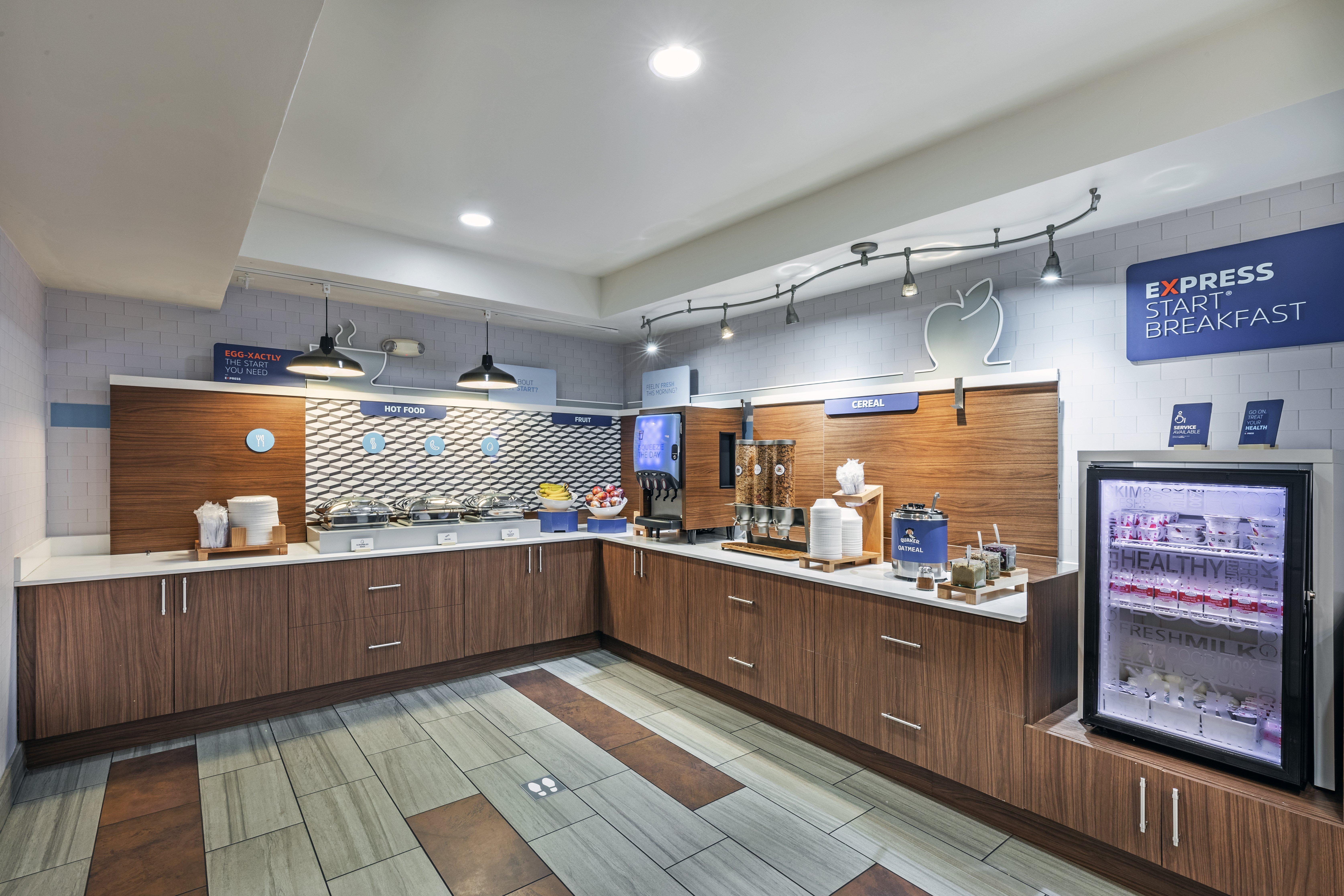 Holiday Inn Express & Suites Tulsa S Broken Arrow Hwy 51 By Ihg Dış mekan fotoğraf