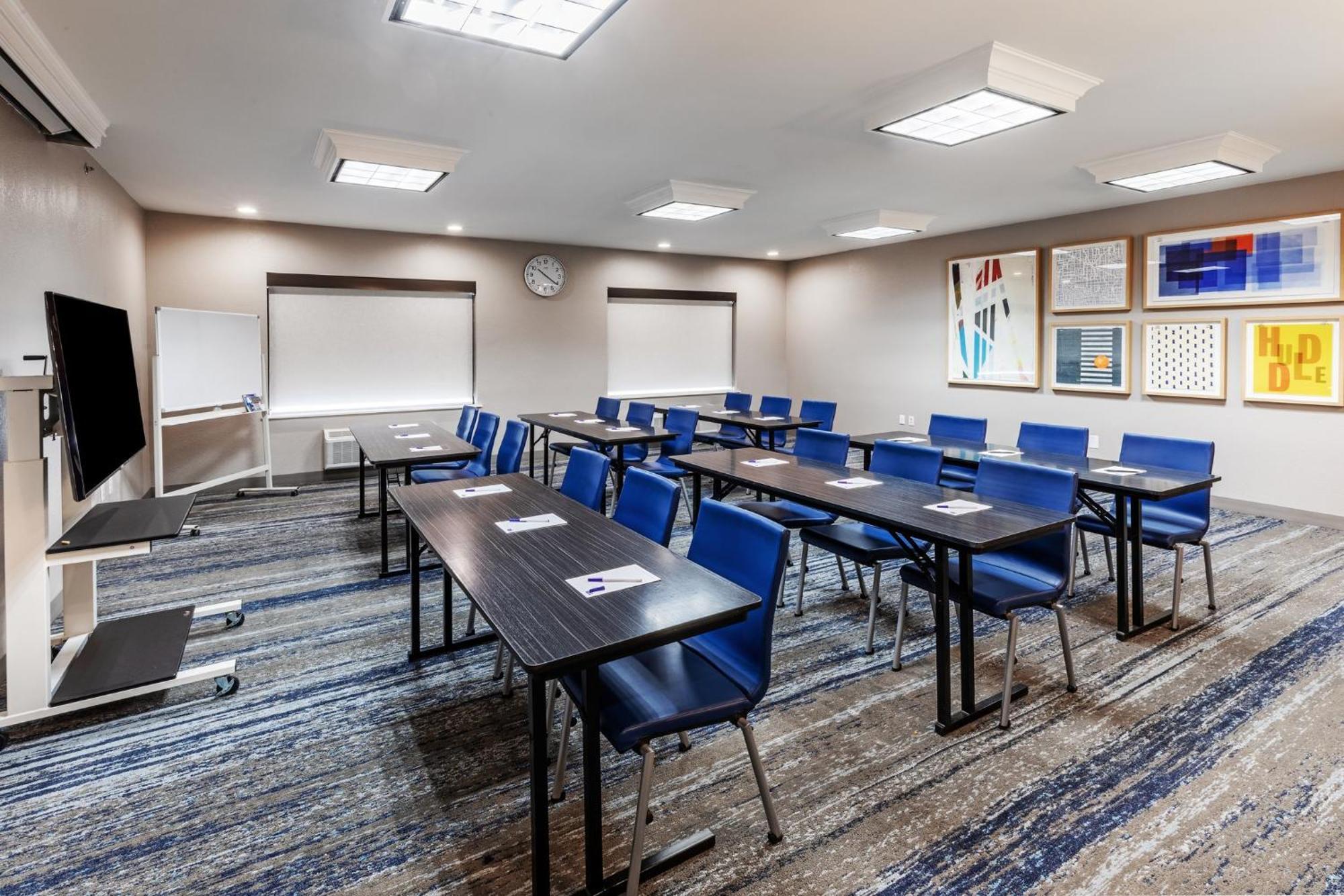 Holiday Inn Express & Suites Tulsa S Broken Arrow Hwy 51 By Ihg Dış mekan fotoğraf