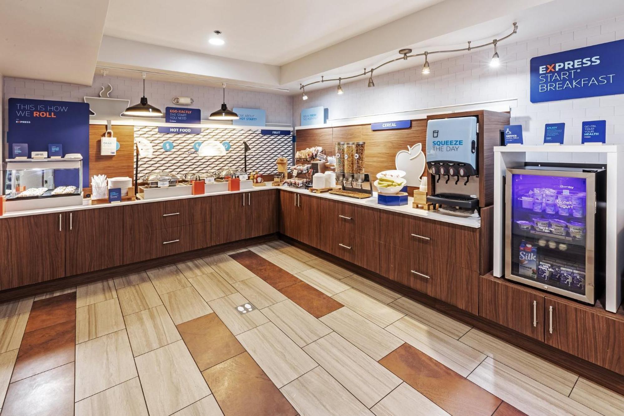 Holiday Inn Express & Suites Tulsa S Broken Arrow Hwy 51 By Ihg Dış mekan fotoğraf