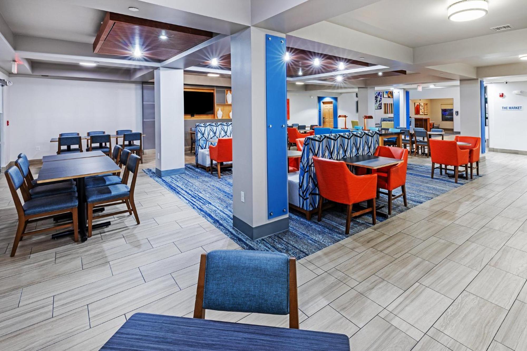 Holiday Inn Express & Suites Tulsa S Broken Arrow Hwy 51 By Ihg Dış mekan fotoğraf