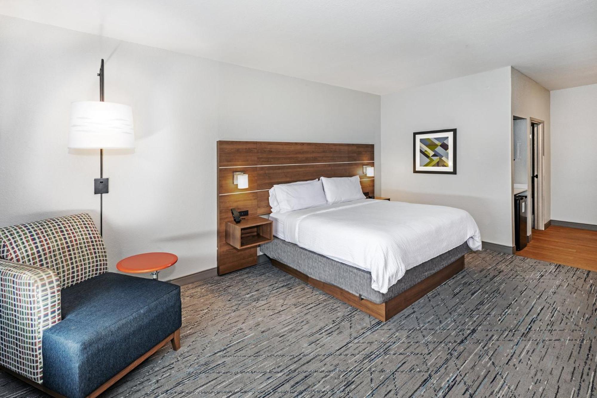 Holiday Inn Express & Suites Tulsa S Broken Arrow Hwy 51 By Ihg Dış mekan fotoğraf