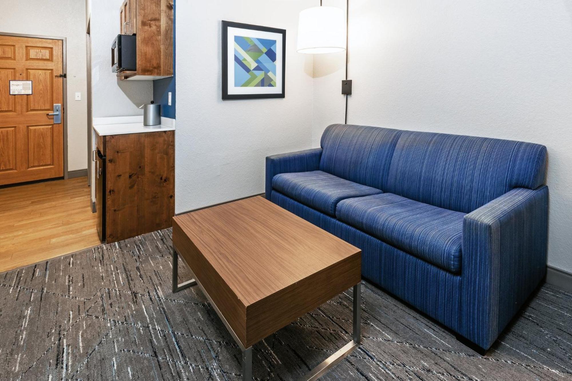 Holiday Inn Express & Suites Tulsa S Broken Arrow Hwy 51 By Ihg Dış mekan fotoğraf