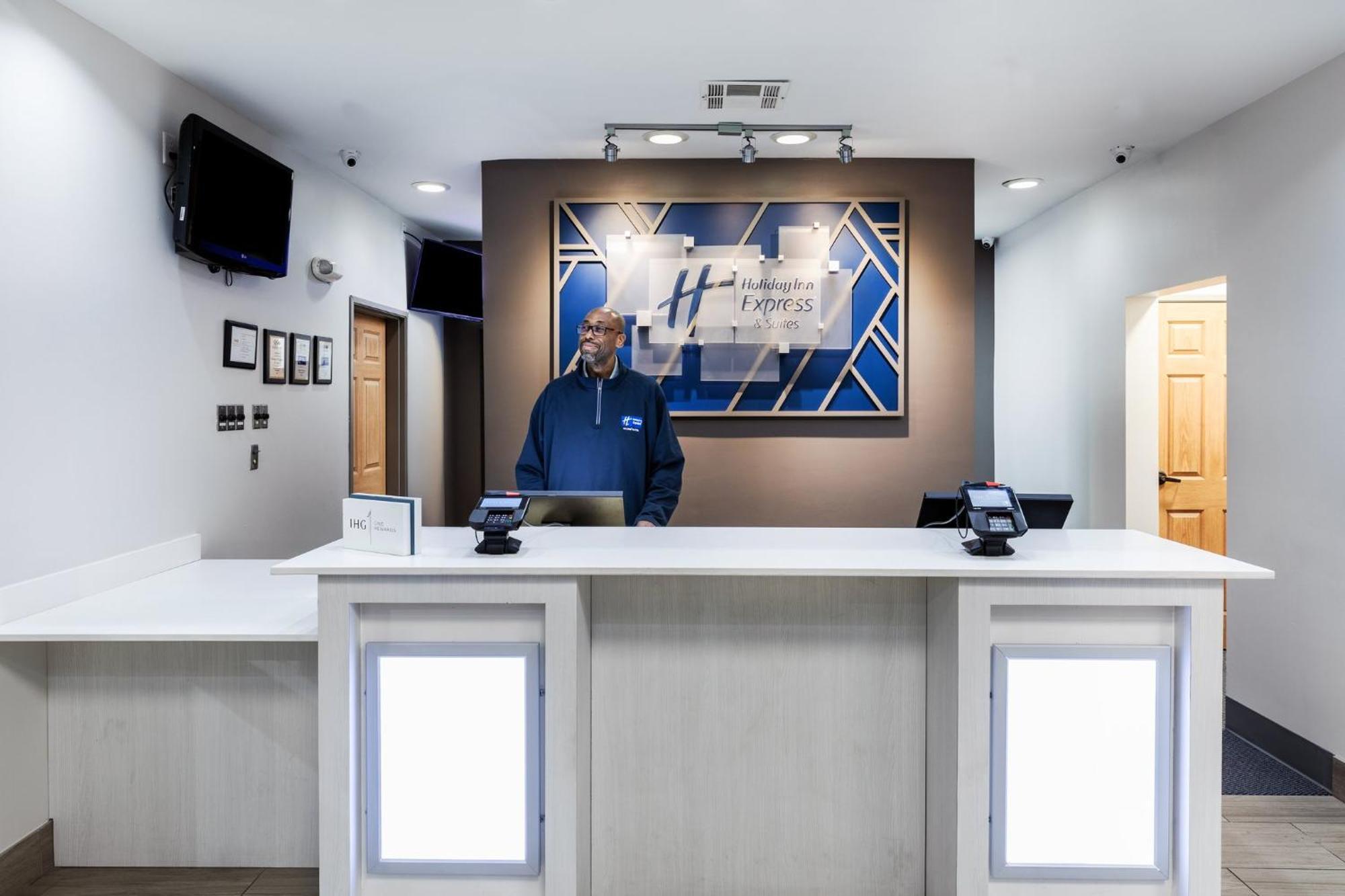Holiday Inn Express & Suites Tulsa S Broken Arrow Hwy 51 By Ihg Dış mekan fotoğraf
