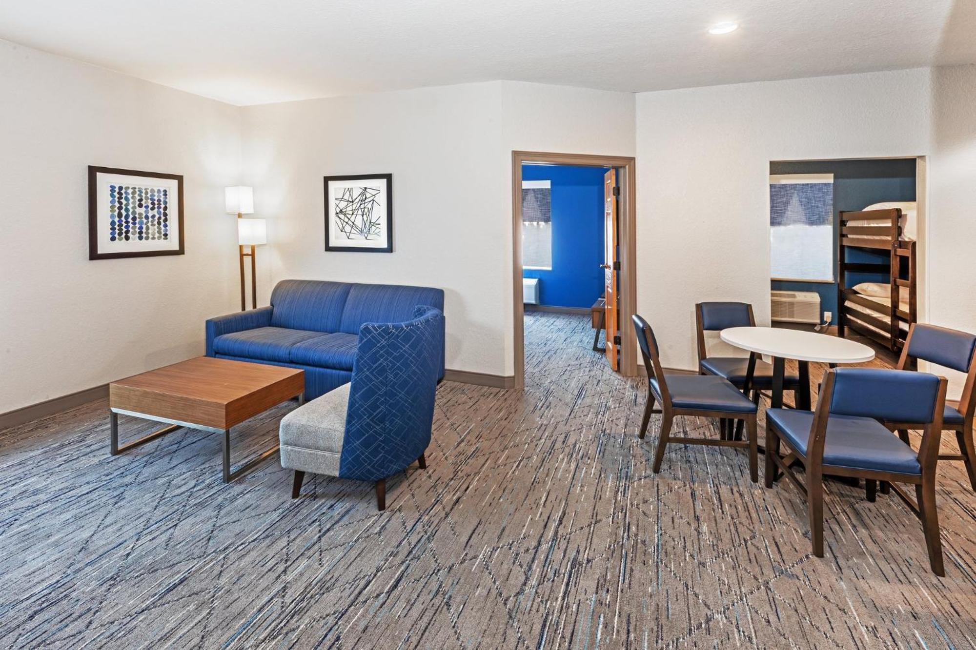 Holiday Inn Express & Suites Tulsa S Broken Arrow Hwy 51 By Ihg Dış mekan fotoğraf