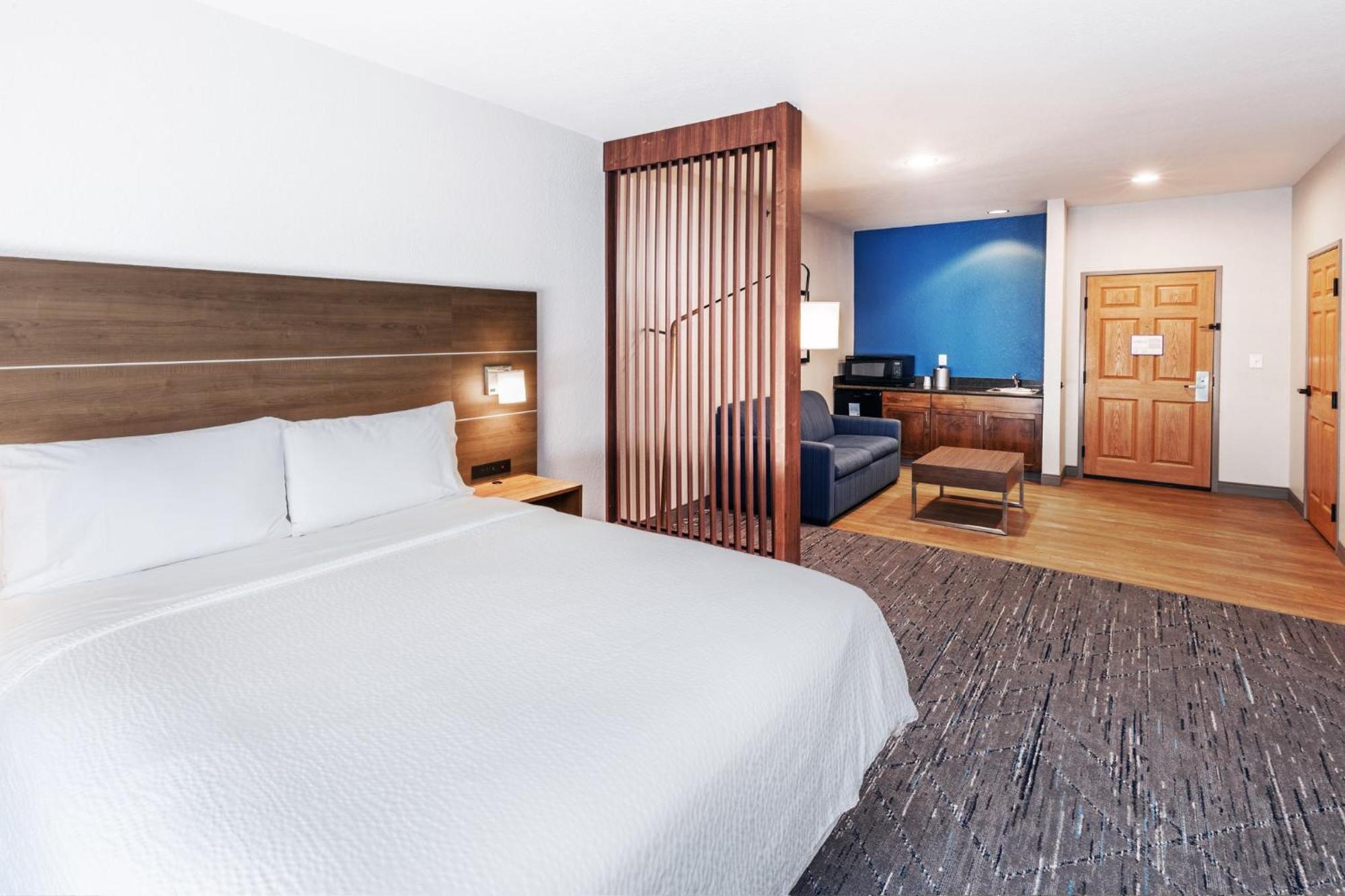 Holiday Inn Express & Suites Tulsa S Broken Arrow Hwy 51 By Ihg Dış mekan fotoğraf